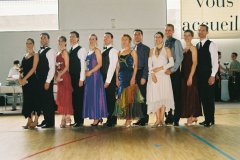 F1020017